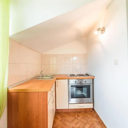 Daire Fuer 3 Personen Ca 35 Qm In Srima, Dalmatien Norddalmatien *